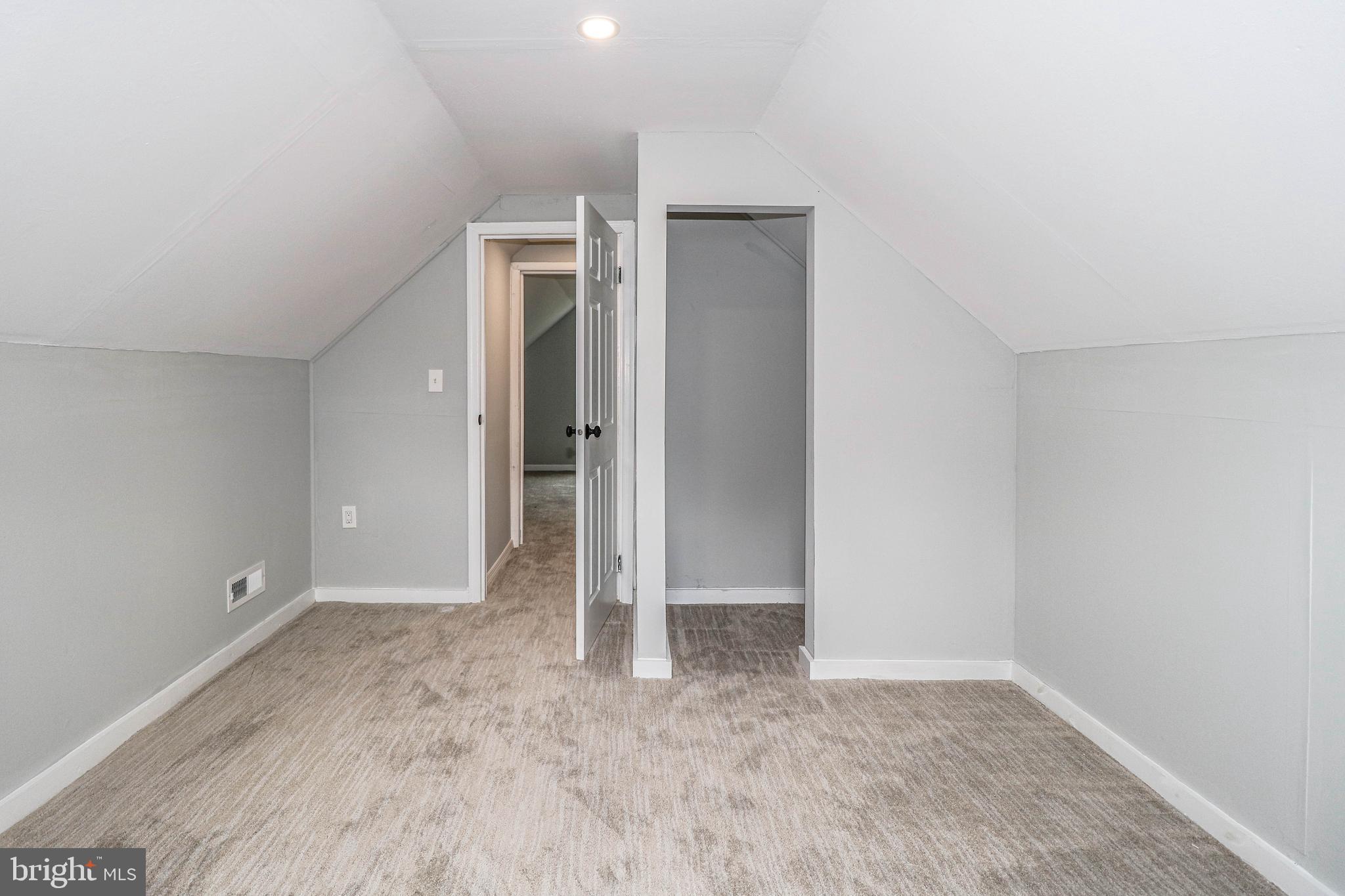 55 Farrell Avenue Ewing, NJ 08618 - Photo 21 of 32 2nd floor bedroom 3