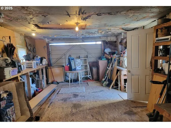 $130,000 | 309 A Avenue, Seneca, OR 97873