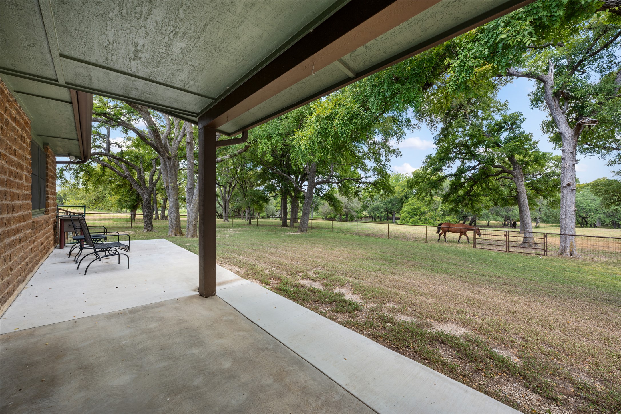 121 Dog Run Burnet, TX 78611 - Photo 14 of 40