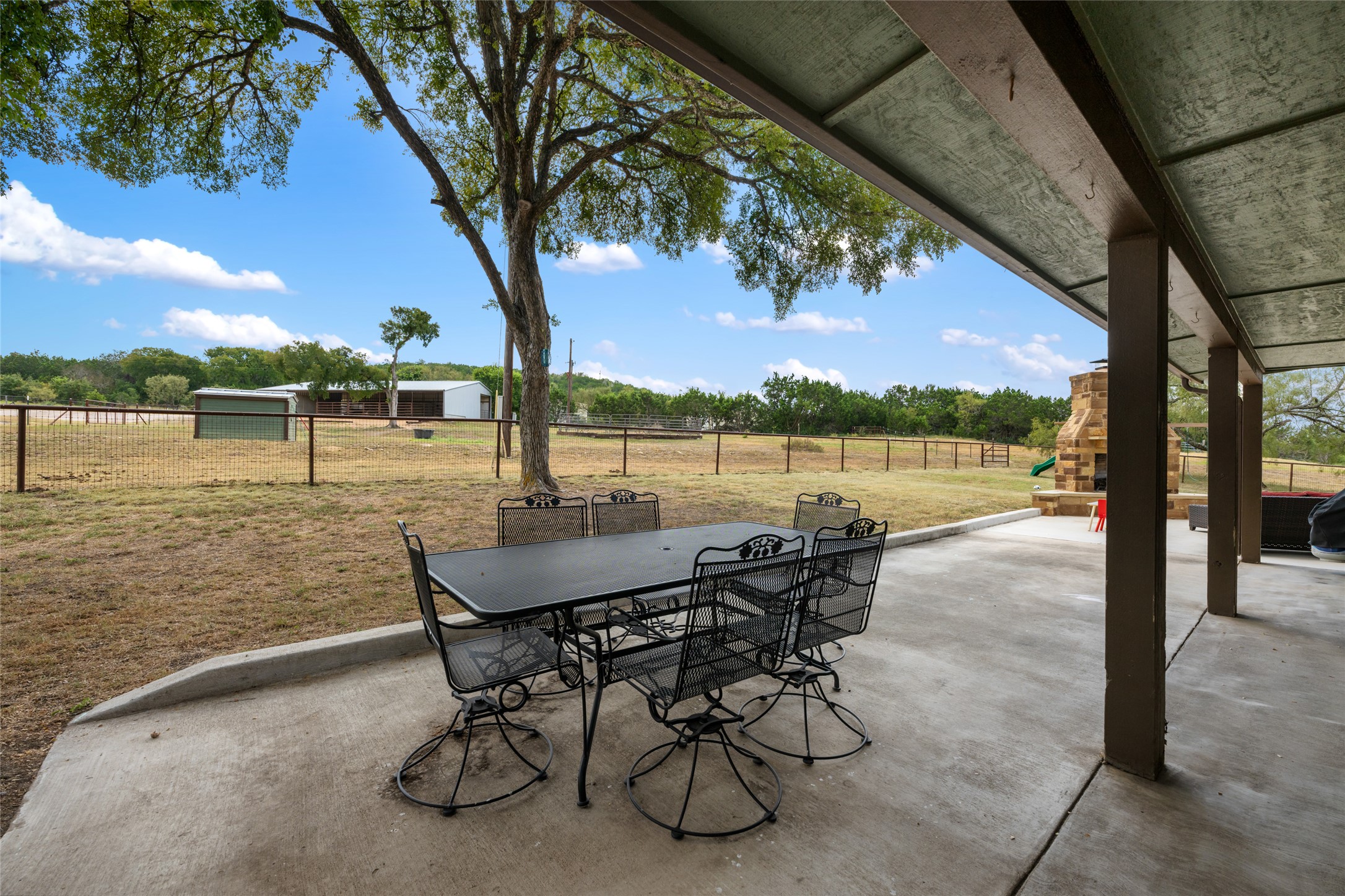 121 Dog Run Burnet, TX 78611 - Photo 16 of 40