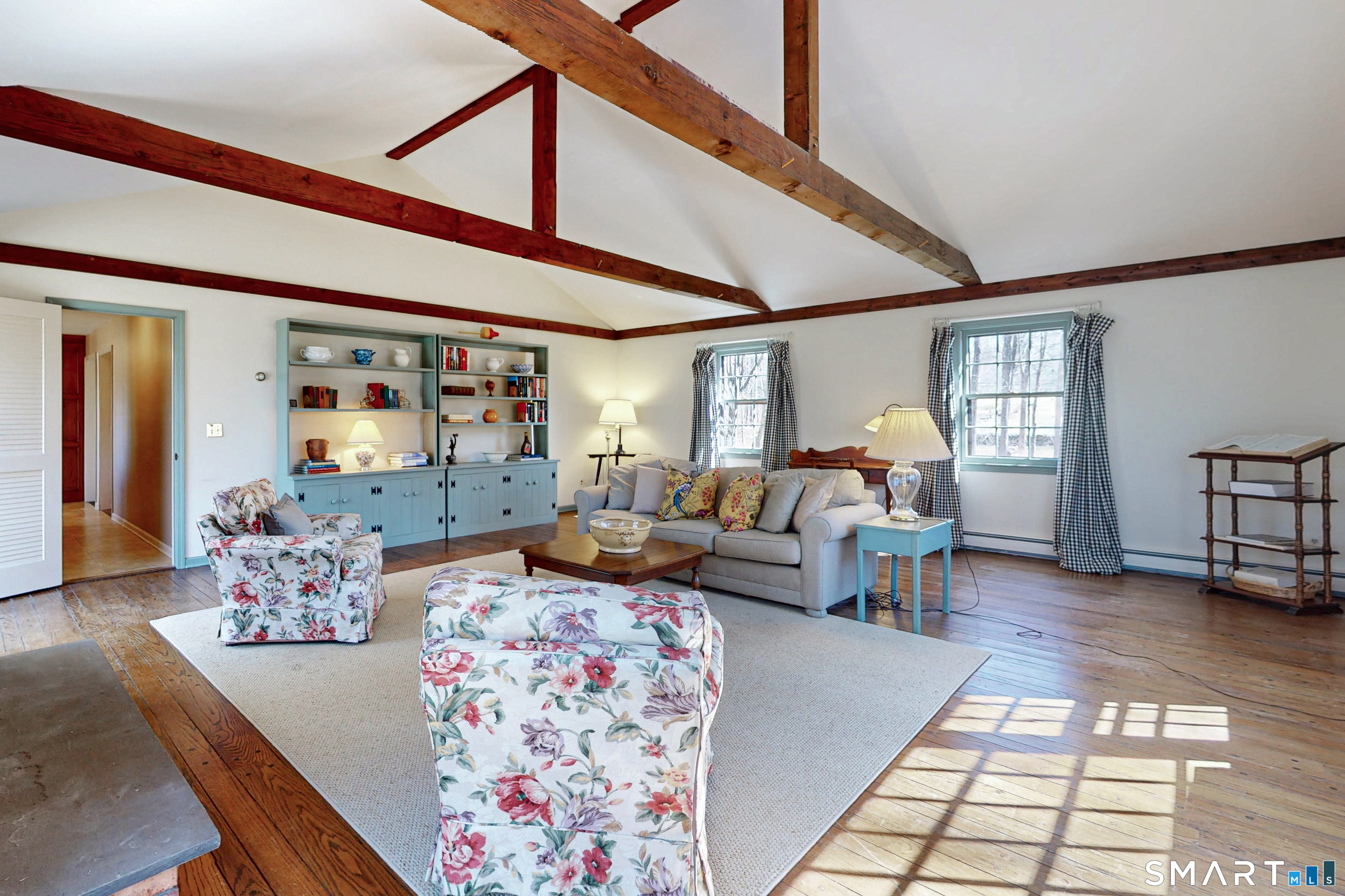 170 Boggs Hill Road Newtown, CT 06470 - Photo 14 of 39