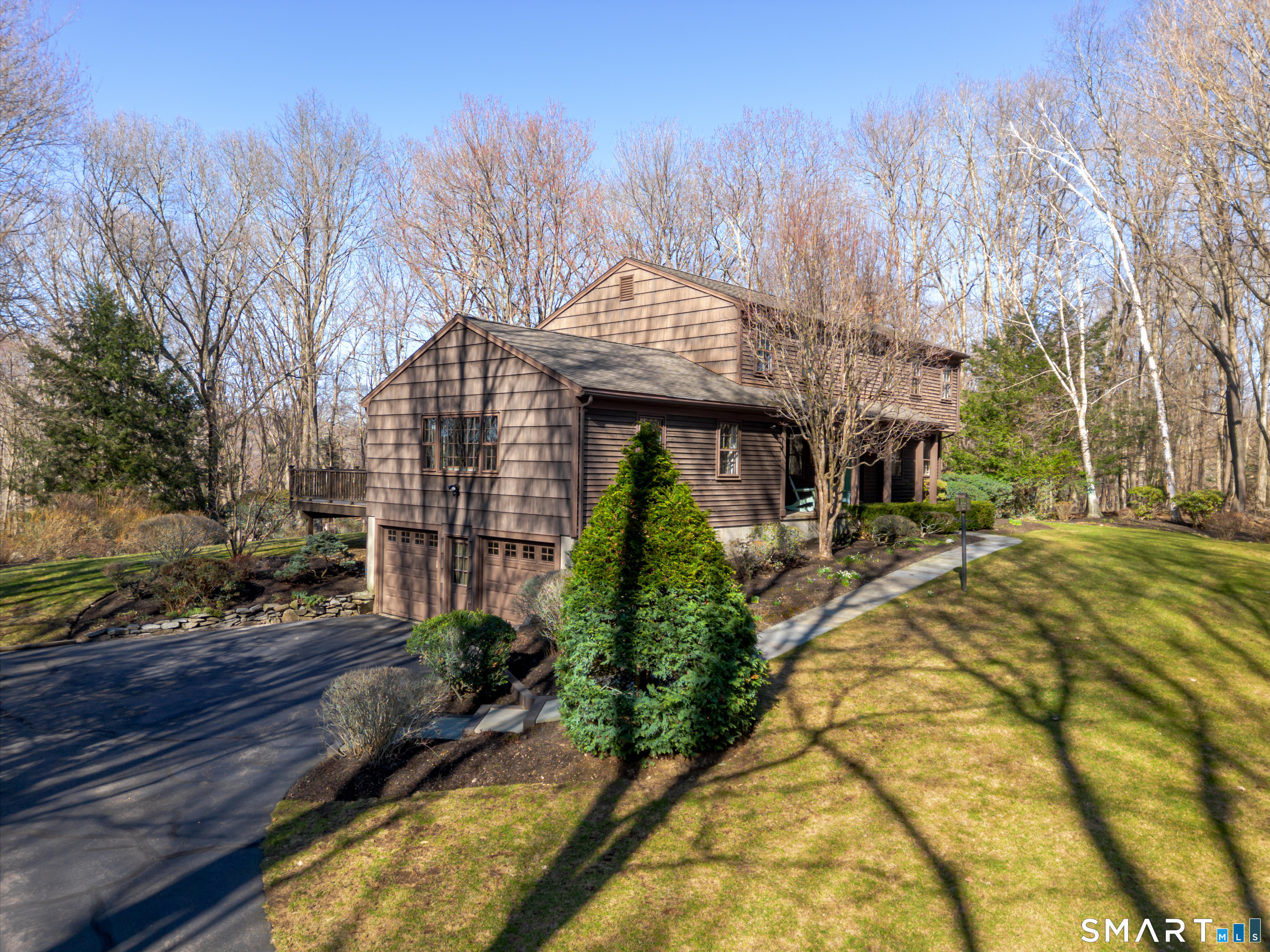 170 Boggs Hill Road Newtown, CT 06470 - Photo 2 of 39