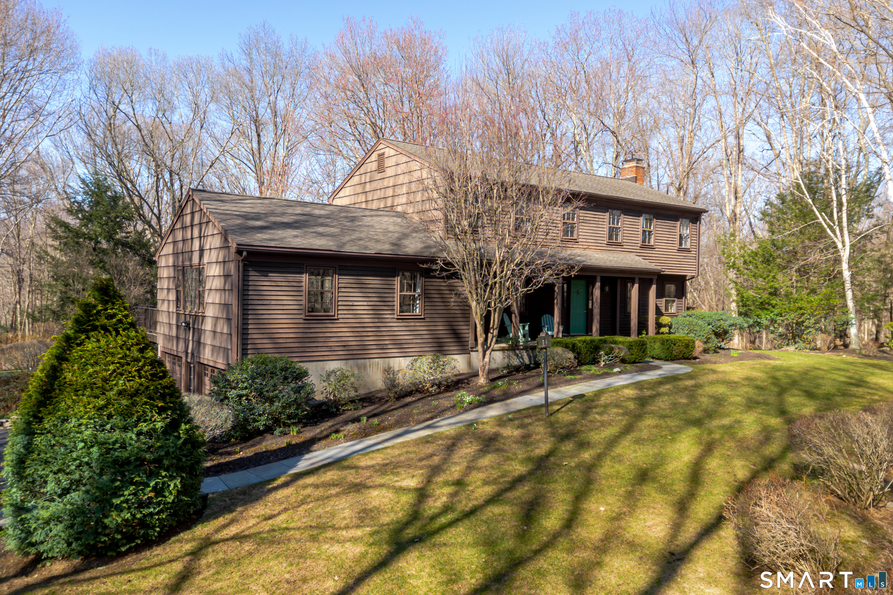 170 Boggs Hill Road Newtown, CT 06470 - Photo 3 of 39