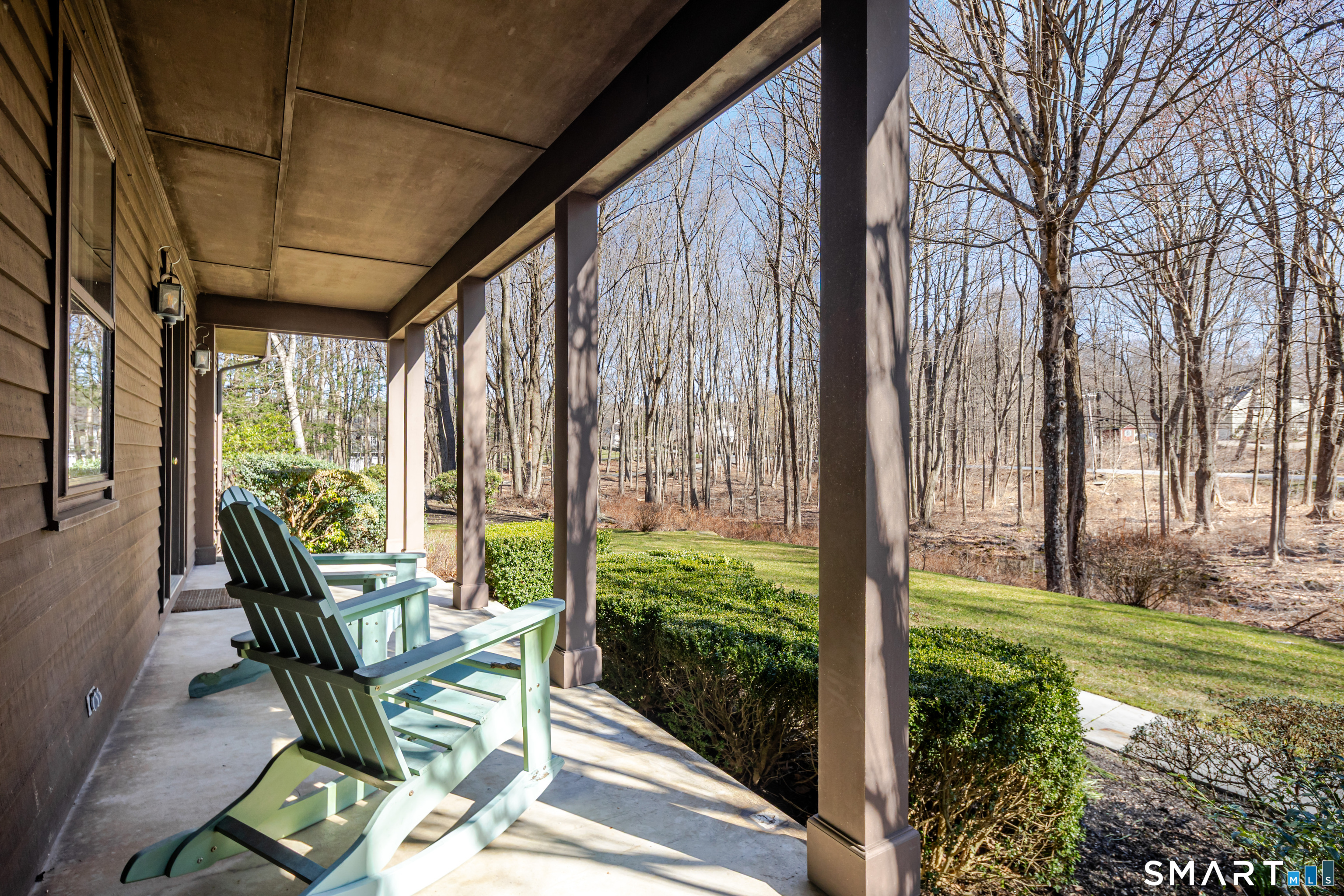 170 Boggs Hill Road Newtown, CT 06470 - Photo 4 of 39