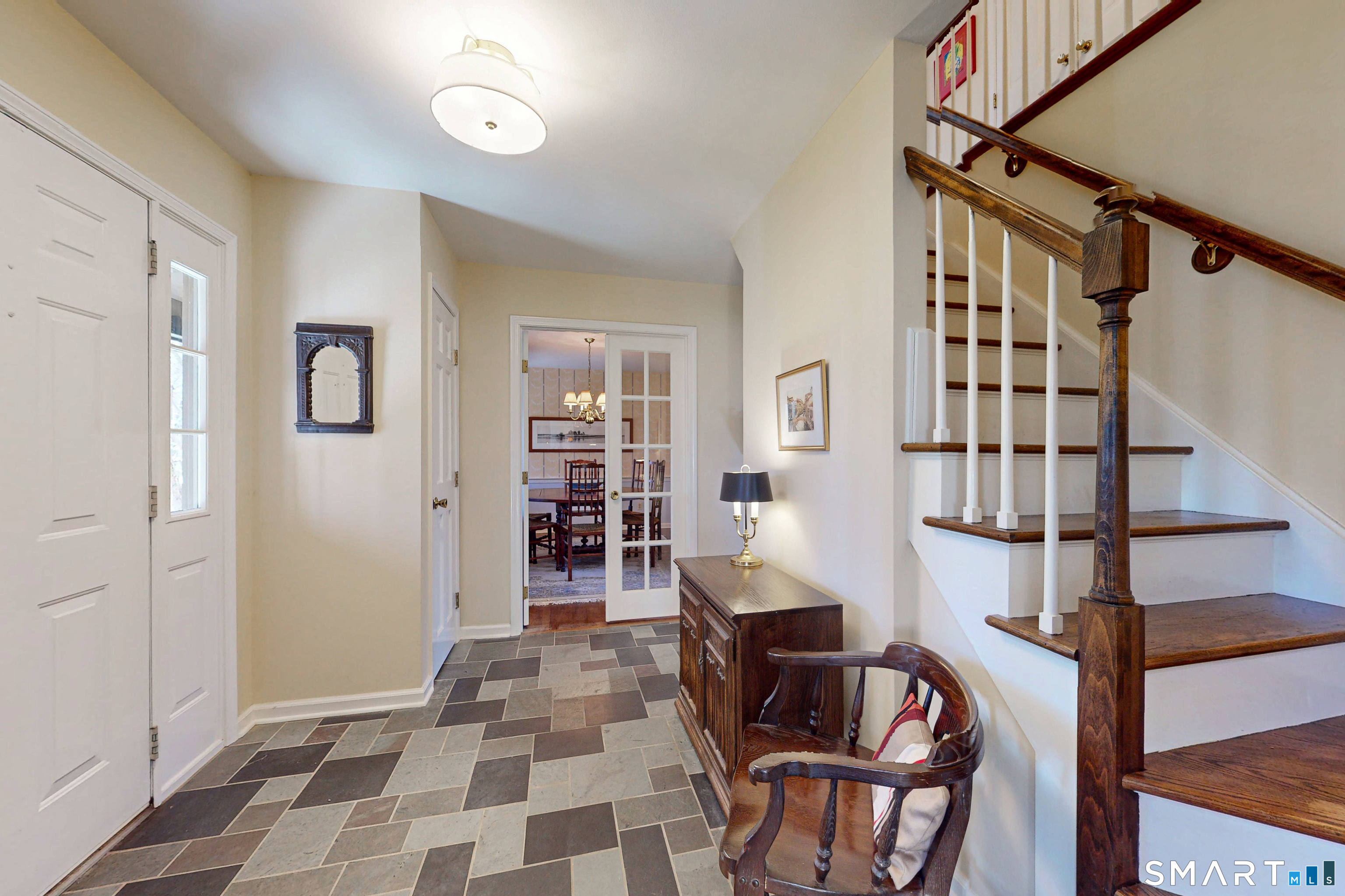 170 Boggs Hill Road Newtown, CT 06470 - Photo 5 of 39