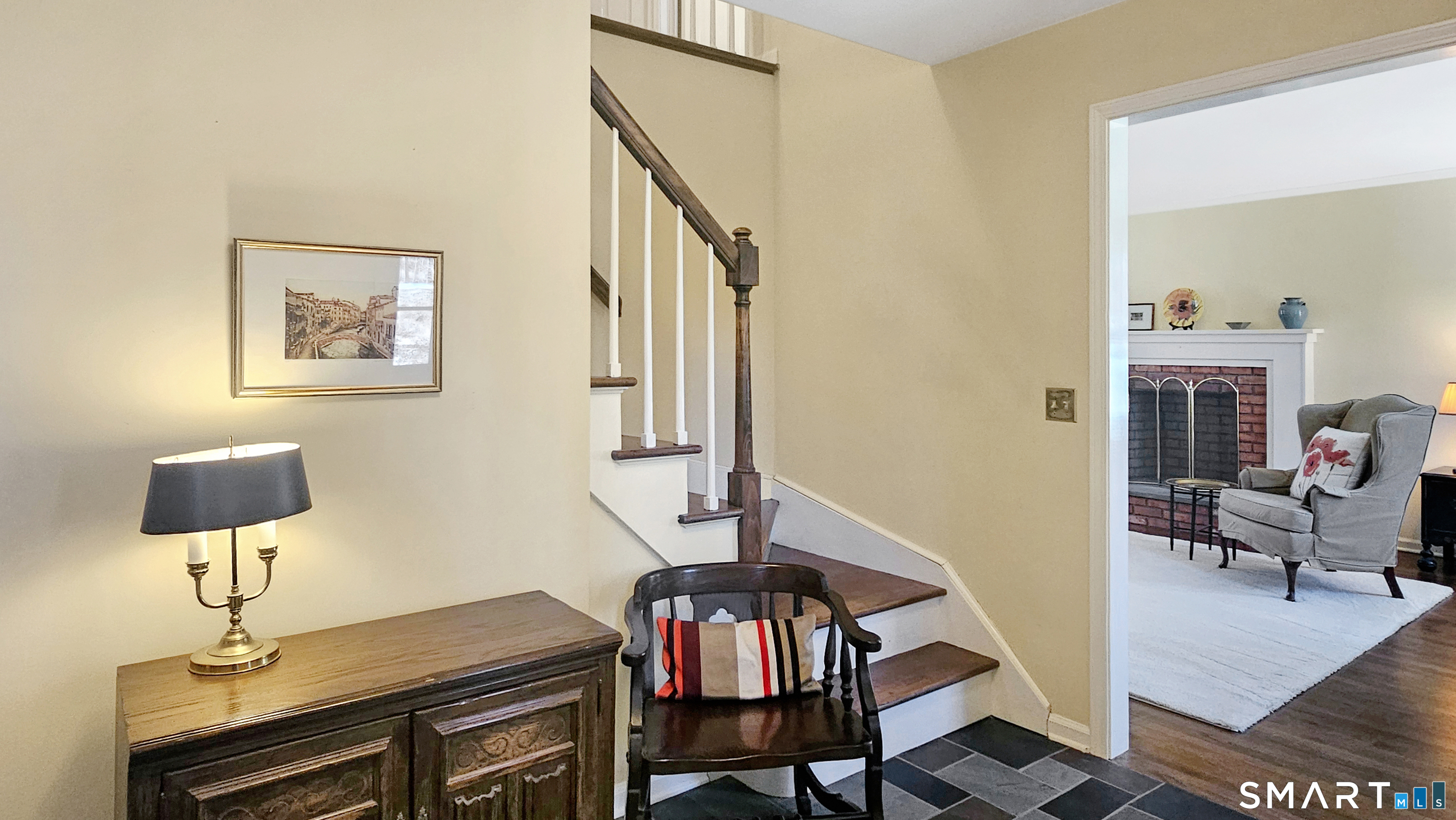 170 Boggs Hill Road Newtown, CT 06470 - Photo 6 of 39