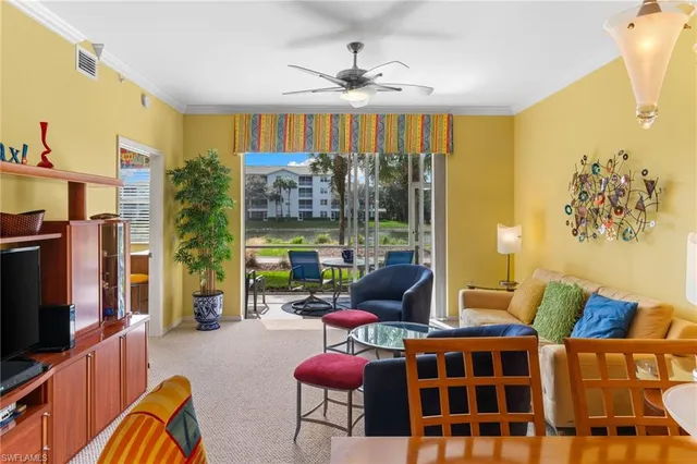 $399,900 | 3976 Bishopwood Court East, Unit 102, Naples, FL 34114