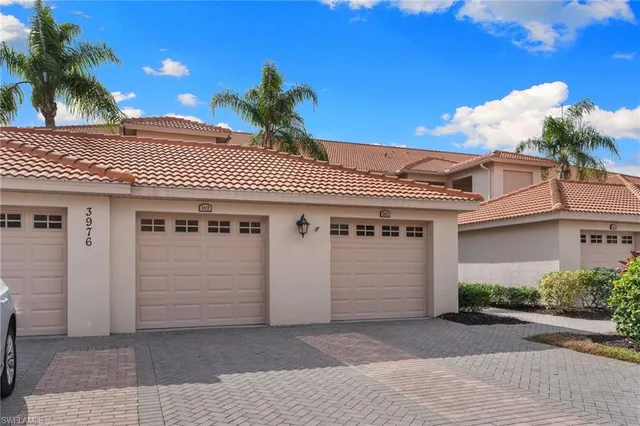 $399,900 | 3976 Bishopwood Court East, Unit 102, Naples, FL 34114
