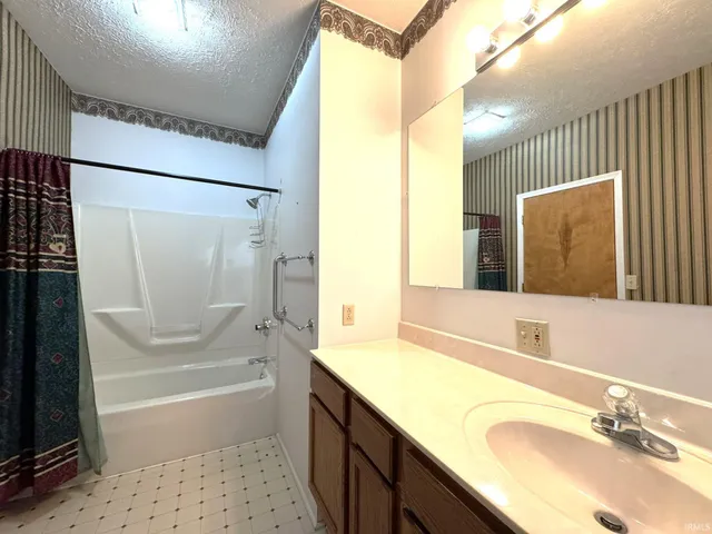 $249,900 | 722 West 4th Street, Marion, IN 46952