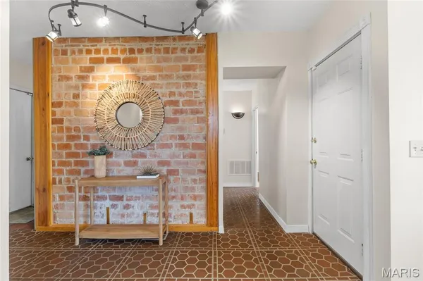 $325,000 | 3843 St Ferdinand Avenue, St. Louis, MO 63113