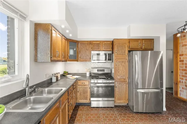 $335,000 | 3843 St Ferdinand Avenue, St. Louis, MO 63113