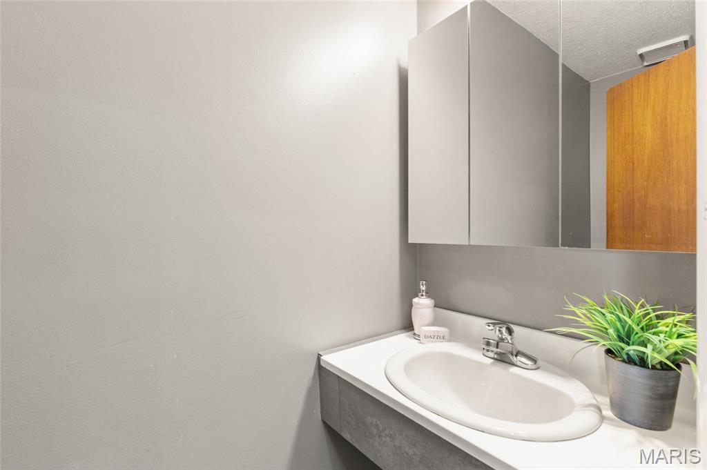 3843 St Ferdinand Avenue St. Louis, MO 63113 - Photo 10 of 50