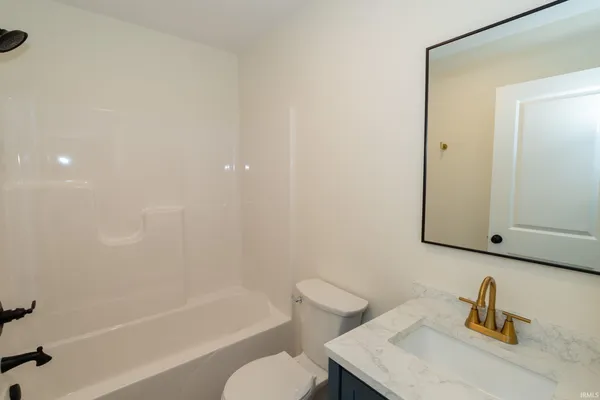 $210,000 | 1105 Edwardsburg Avenue, Elkhart, IN 46514