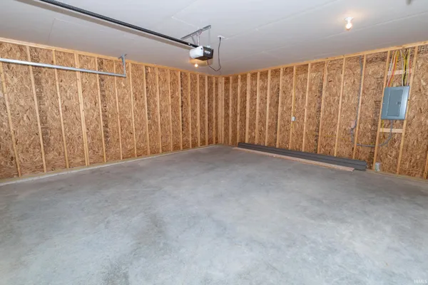 $210,000 | 1105 Edwardsburg Avenue, Elkhart, IN 46514