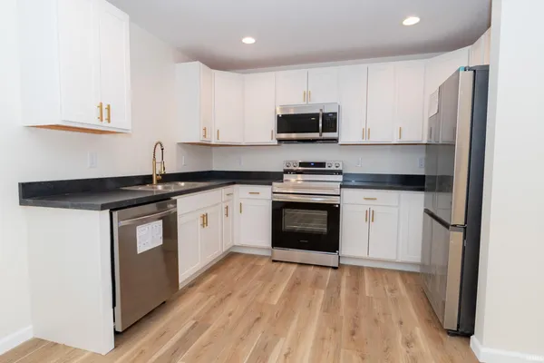 $210,000 | 1105 Edwardsburg Avenue, Elkhart, IN 46514