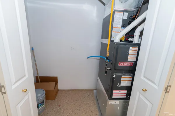 $210,000 | 1105 Edwardsburg Avenue, Elkhart, IN 46514