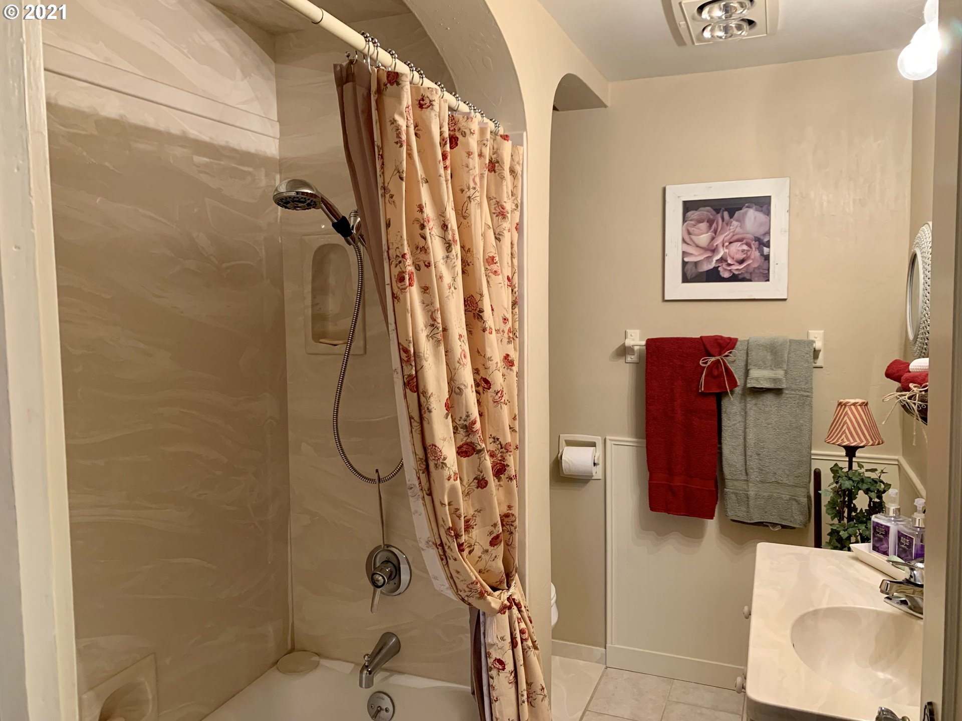 385 South 37th Street Springfield, OR 97478 - Photo 12 of 32