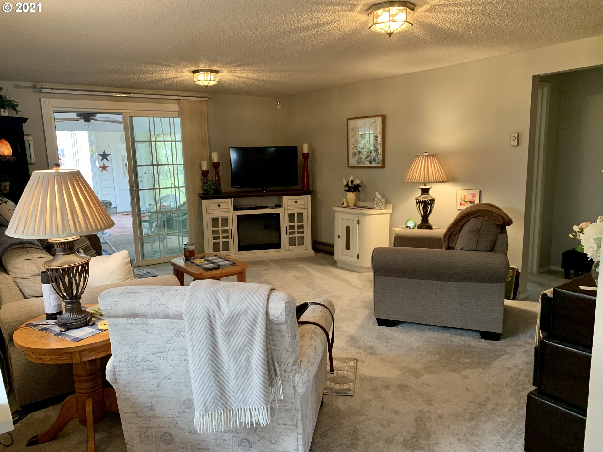 385 South 37th Street Springfield, OR 97478 - Photo 16 of 32