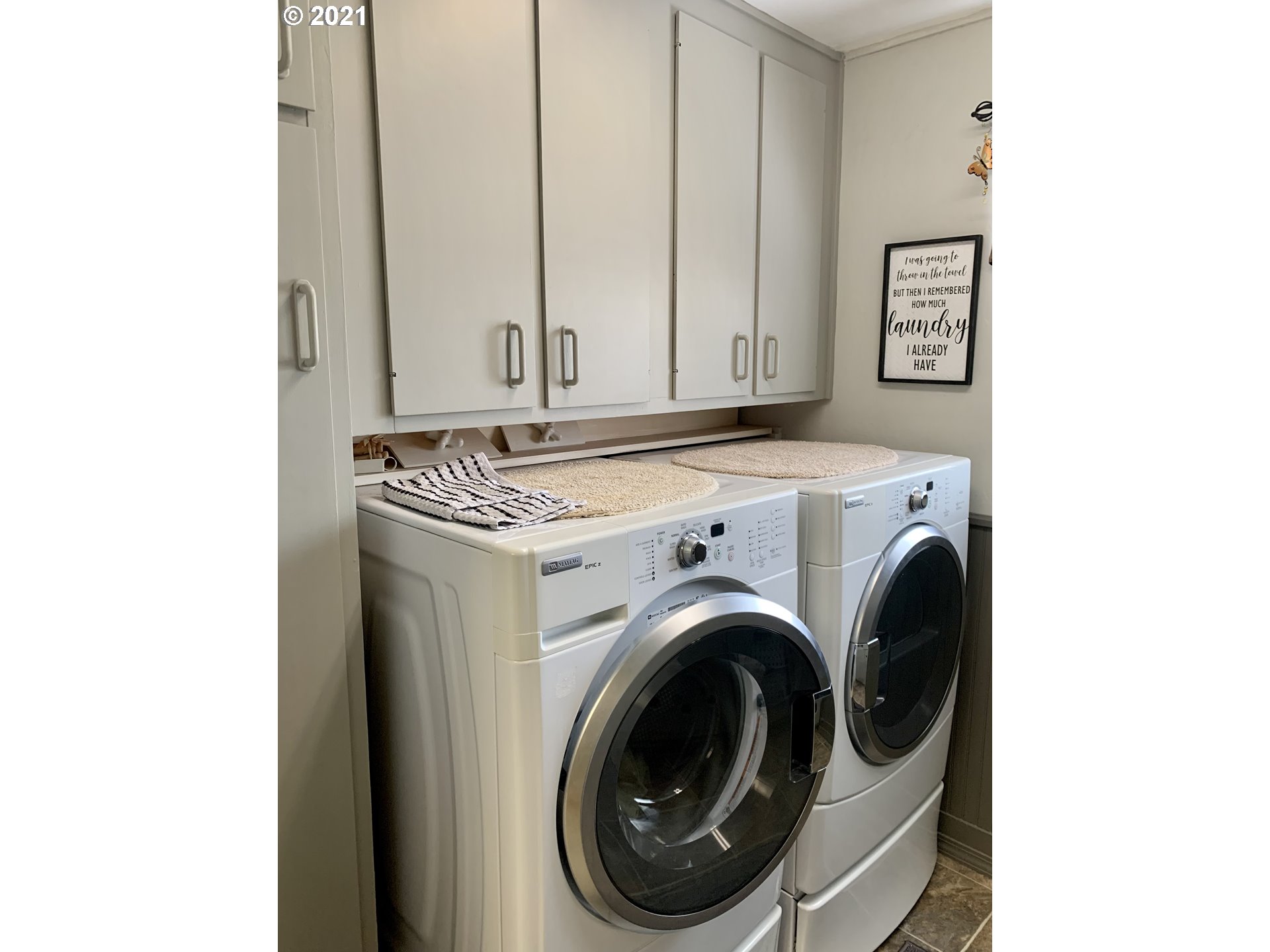 385 South 37th Street Springfield, OR 97478 - Photo 10 of 32