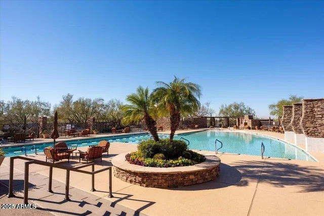 a view of a tennis court