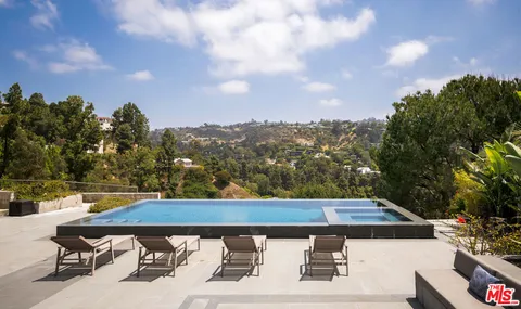 $6,995,000 | 1270 Lago Vista Drive, Beverly Hills, CA 90210