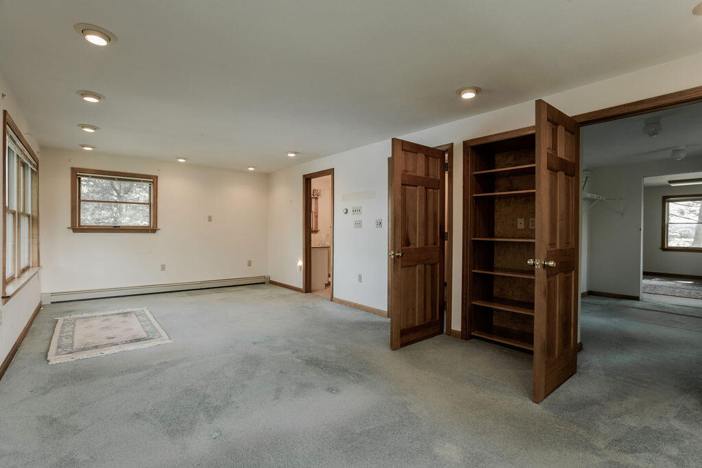 45 Pepperrell Road Kittery Point, ME 03905 - Photo 21 of 36 Primary Bedroom