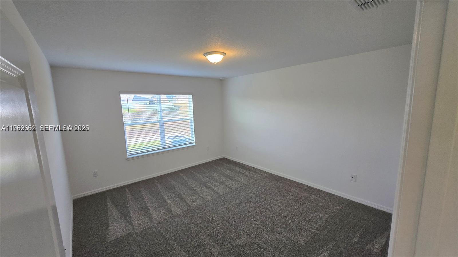 487 Pine Tree Boulevard Lake Alfred, FL 33850 - Photo 2 of 6