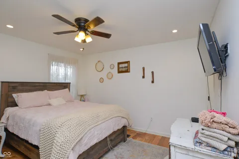 $195,000 | 136 South Johnson Avenue, Indianapolis, IN 46219