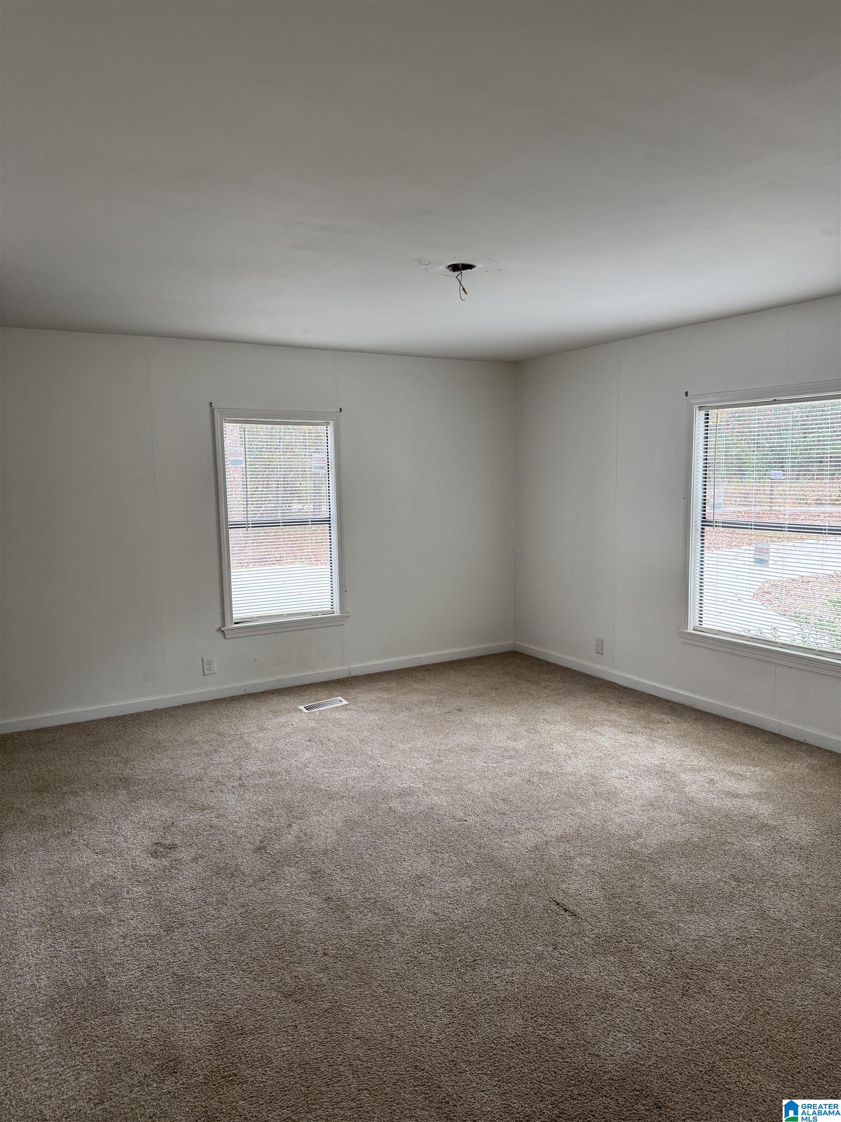 785 Marvin Parker Road Ozark, AL 36360 - Photo 9 of 30