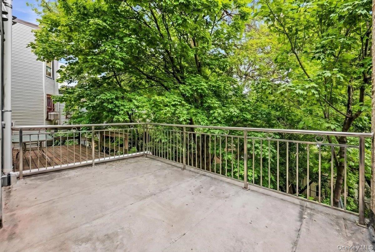 2050 Ryer Avenue Bronx, NY 10457 - Photo 33 of 37