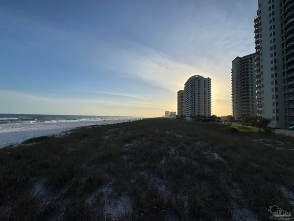 $1,050,000 | 8525 Gulf Boulevard, Unit 807, Navarre Beach, FL 32566