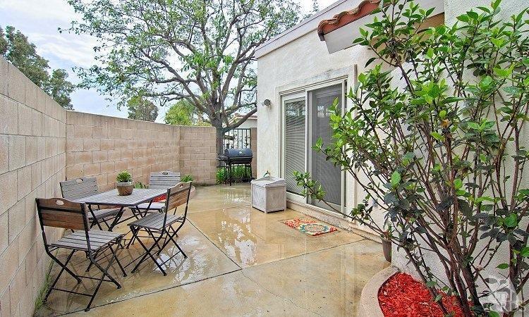 2921 Fanshell Walk Oxnard, CA 93035 - Photo 13 of 20 a view of outdoor space yard and patio