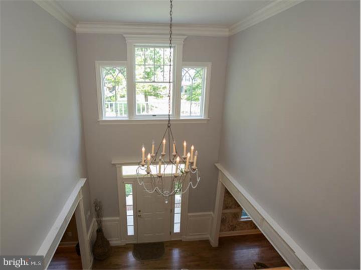 560 Chews Landing Road Haddonfield, NJ 08033 - Photo 4 of 25 Foyer