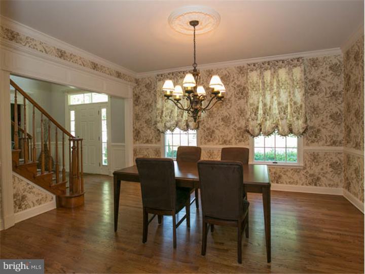 560 Chews Landing Road Haddonfield, NJ 08033 - Photo 6 of 25 Dining Room