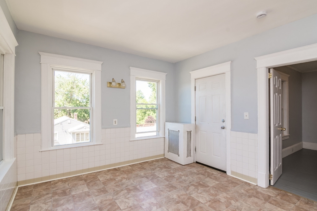 208 Prospect Street, Unit 2 Chicopee, MA 01013 - Photo 3 of 16