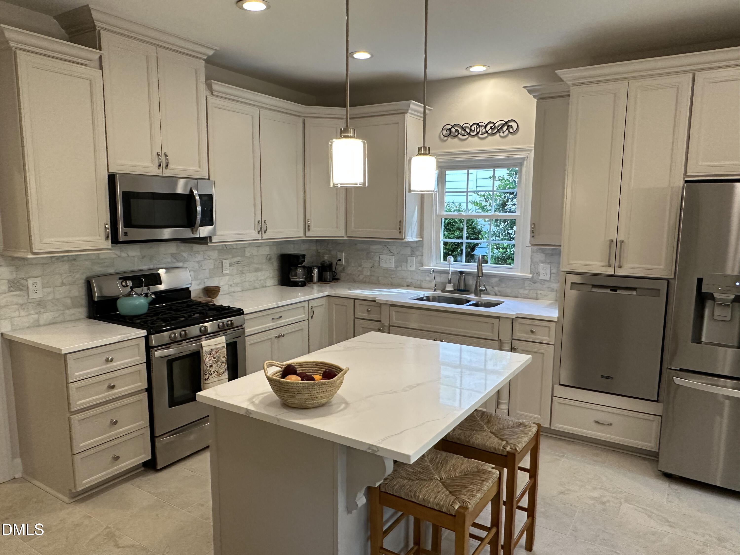 8909 Breeland Way Raleigh, NC 27613 - Photo 13 of 53
