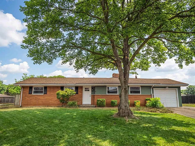 $229,900 | 3900 East Diamond Avenue, Evansville, IN 47715