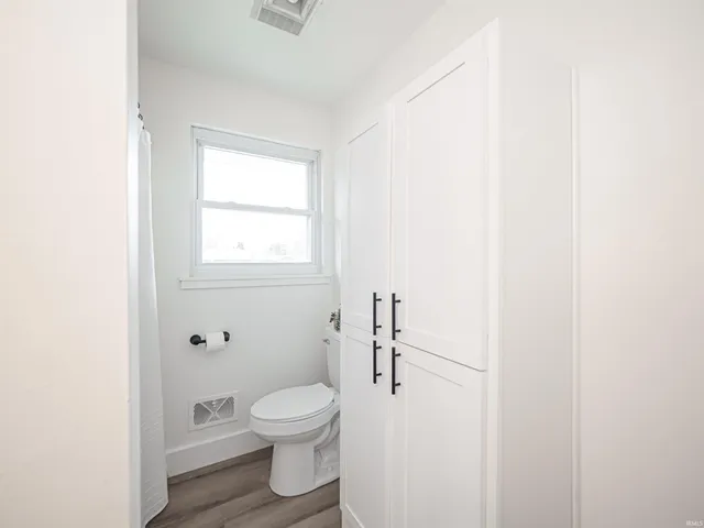 $229,900 | 3900 East Diamond Avenue, Evansville, IN 47715