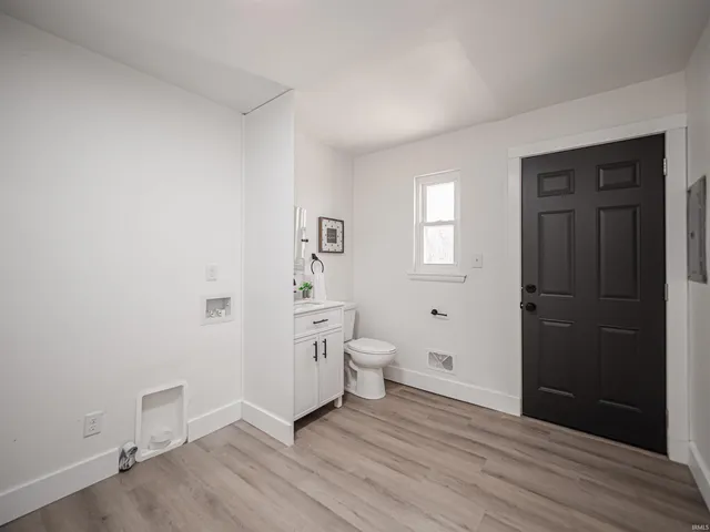 $229,900 | 3900 East Diamond Avenue, Evansville, IN 47715