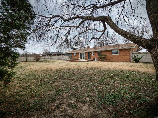 $229,900 | 3900 East Diamond Avenue, Evansville, IN 47715