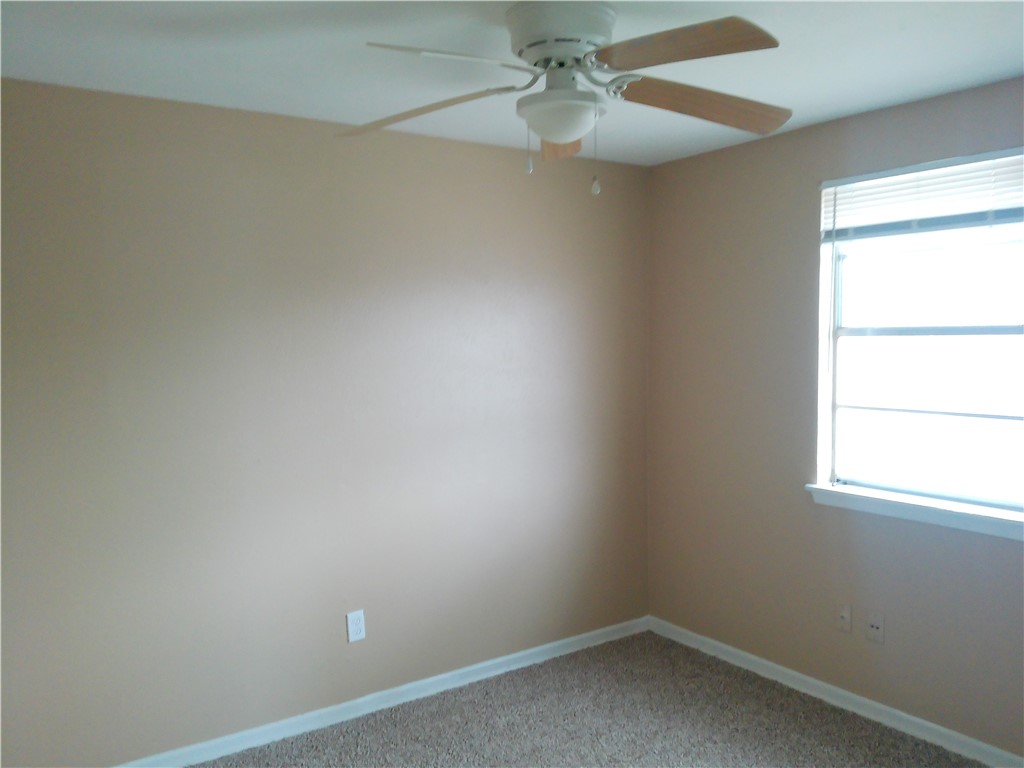 2017 Mandy Lane Corpus Christi, TX 78412 - Photo 12 of 16