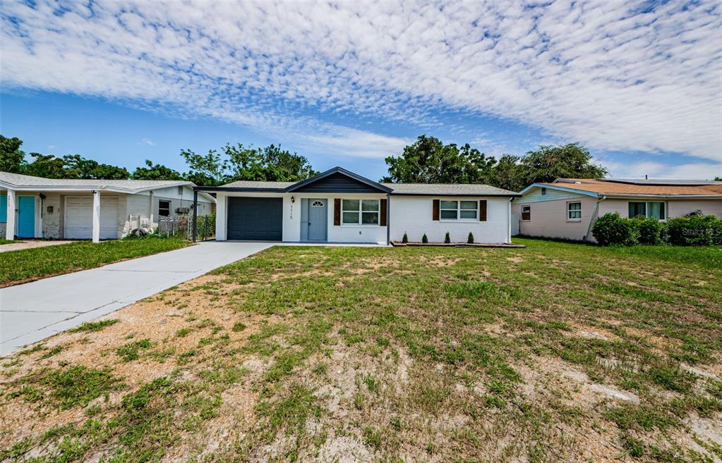7715 Rottingham Road Port Richey, FL 34668 - Photo 2 of 32 Gallery Image 2