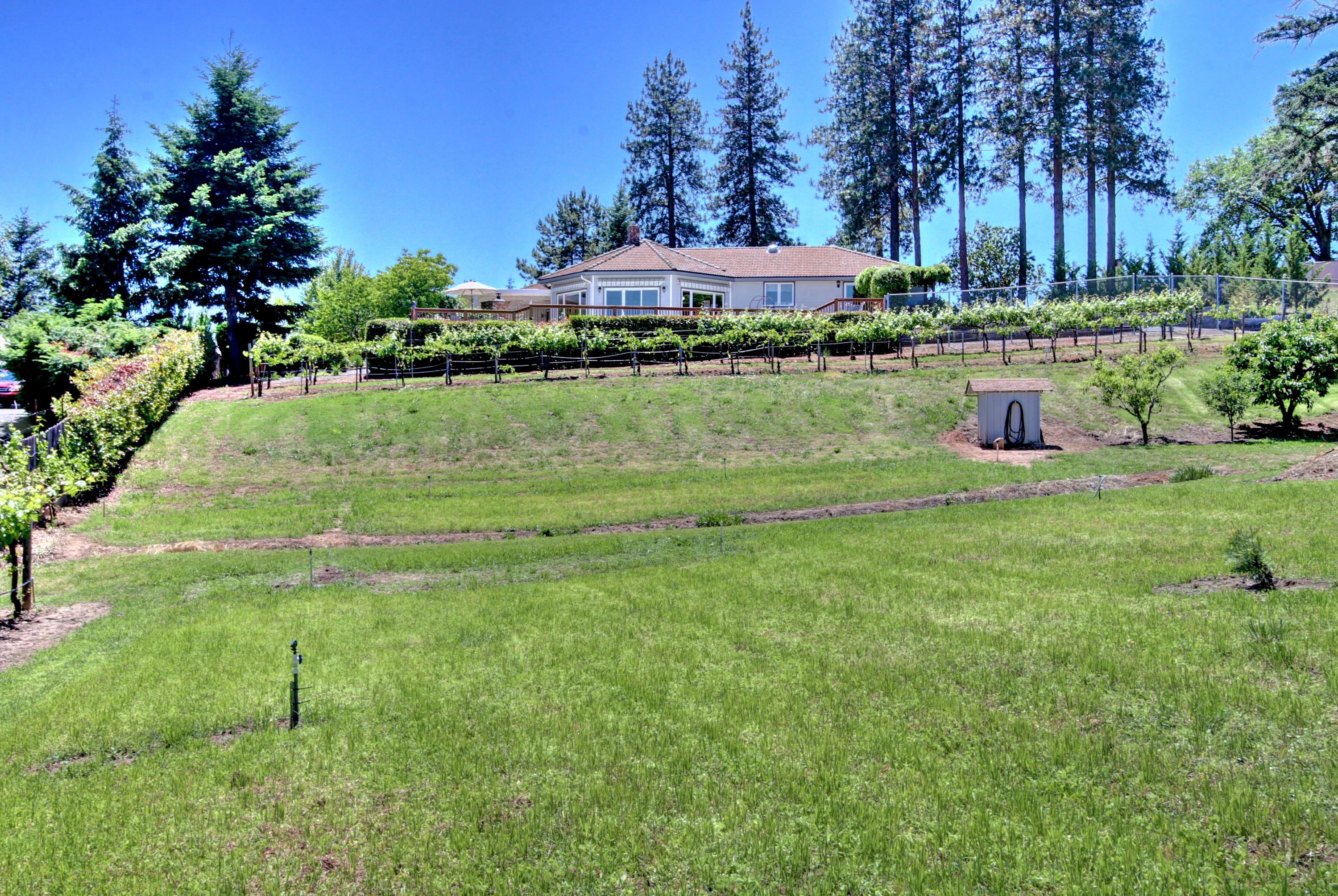 1930 Old Military Road Central Point, OR 97502 - Photo 5 of 63 4A