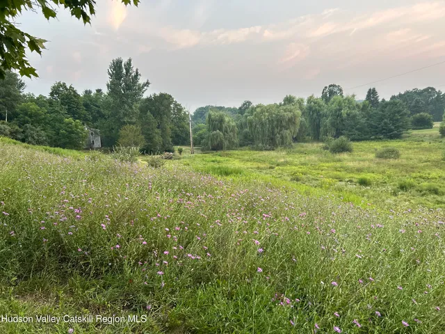 $579,000 | 861 Snydertown Road, Craryville, NY 12521