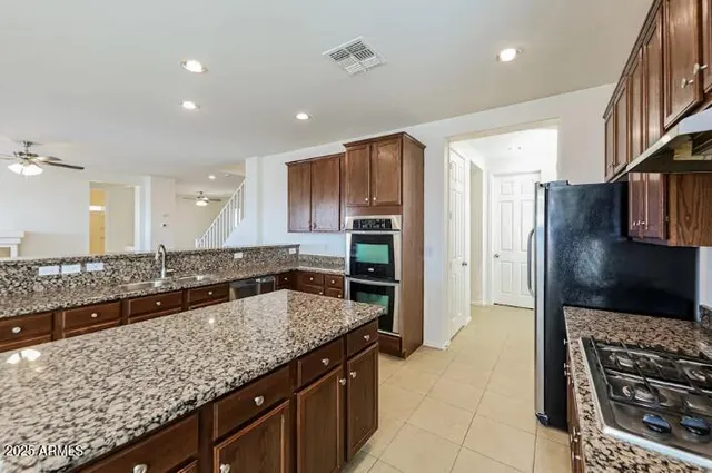 $2,749 | 26032 North Desert Mesa Drive, Surprise, AZ 85387