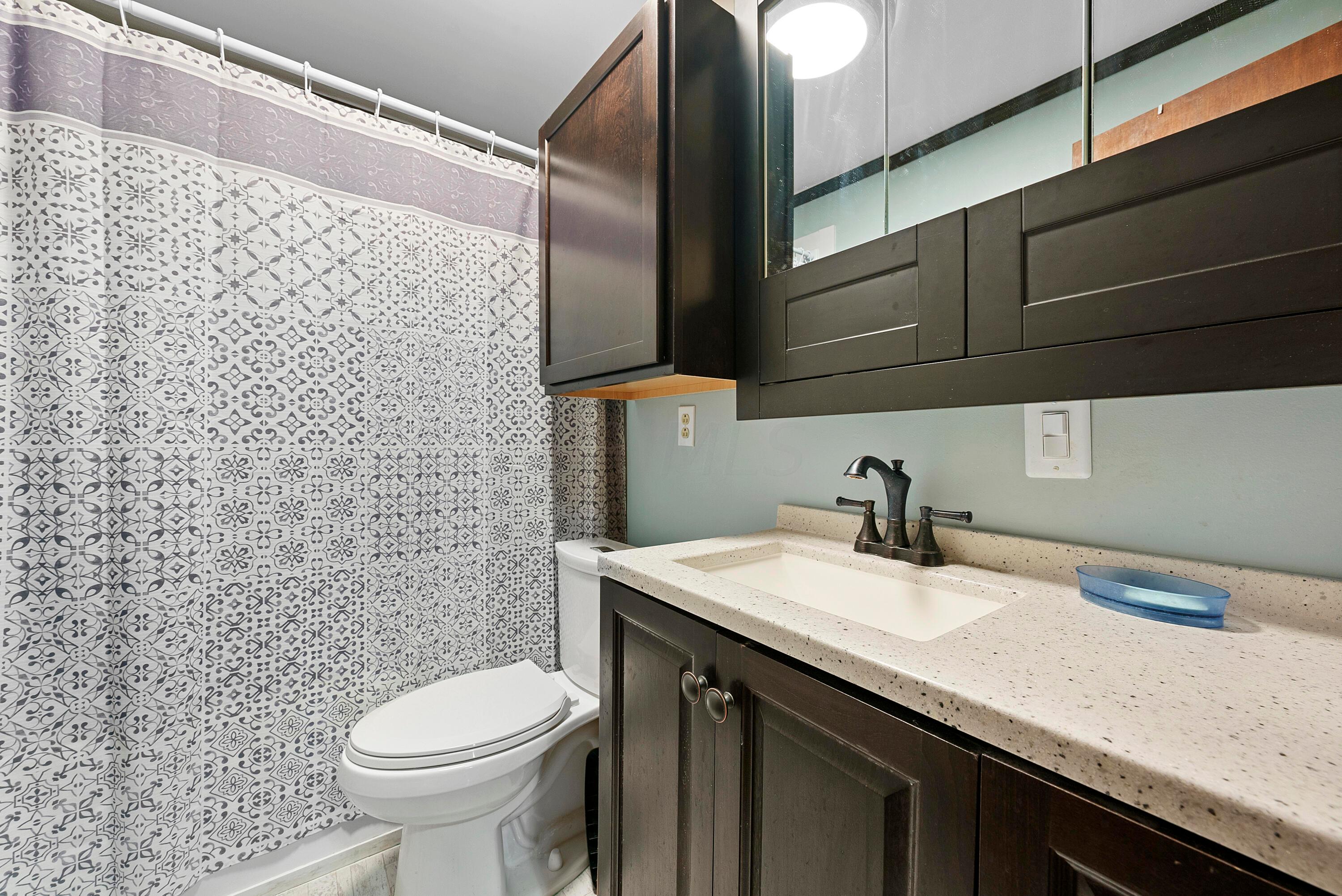 14161 Miller Road Richwood, OH 43344 - Photo 17 of 38 Main Floor Full Bathroom