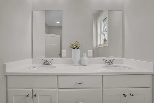 $739,900 | 15 Shoemaker Lane, Unit 7, Upton, MA 01568