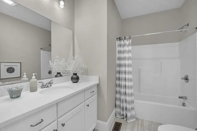 $739,900 | 15 Shoemaker Lane, Unit 7, Upton, MA 01568