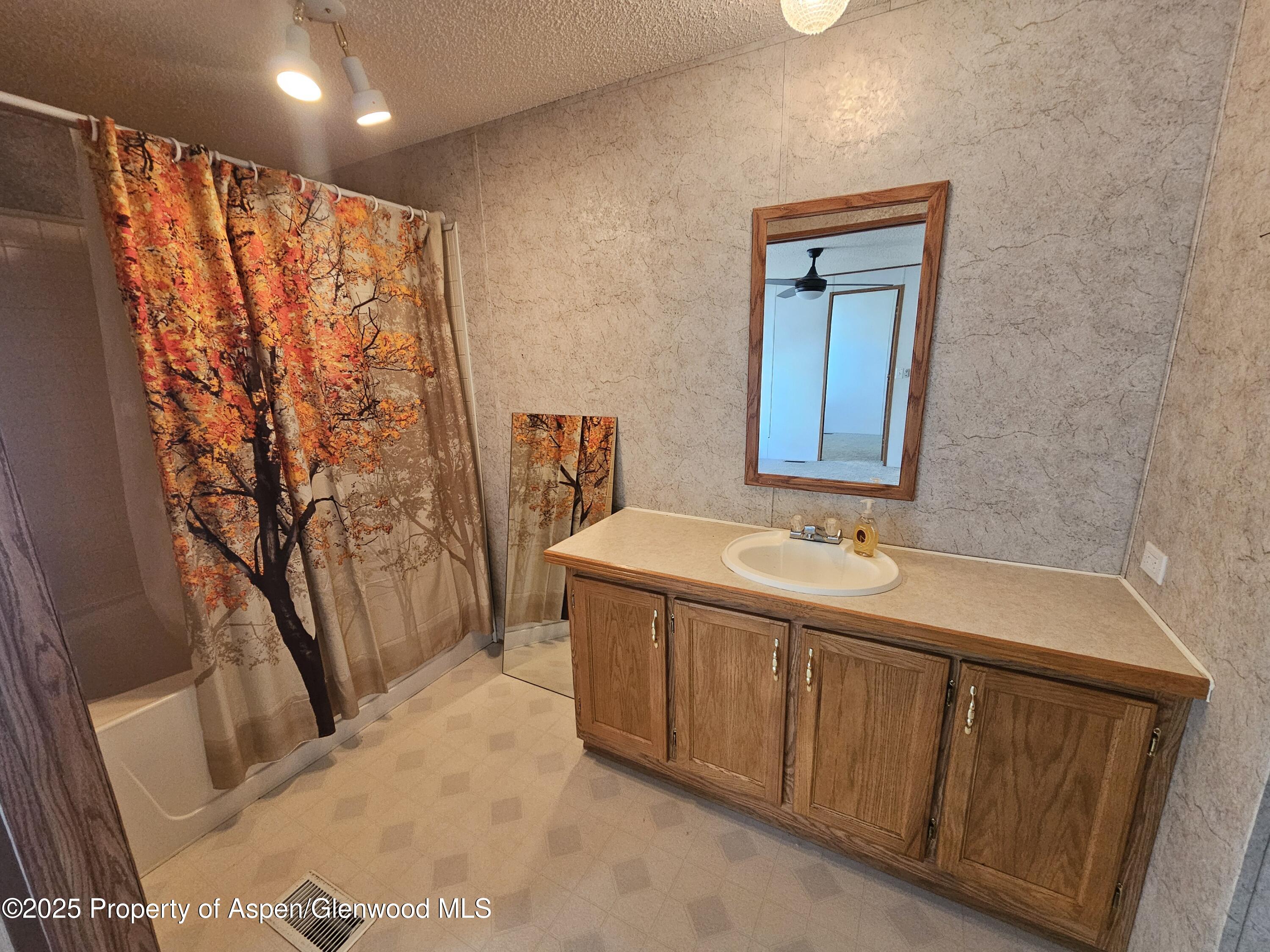 200 West 20th Street, Unit A24 Rifle, CO 81650 - Photo 14 of 20 20251015_114024