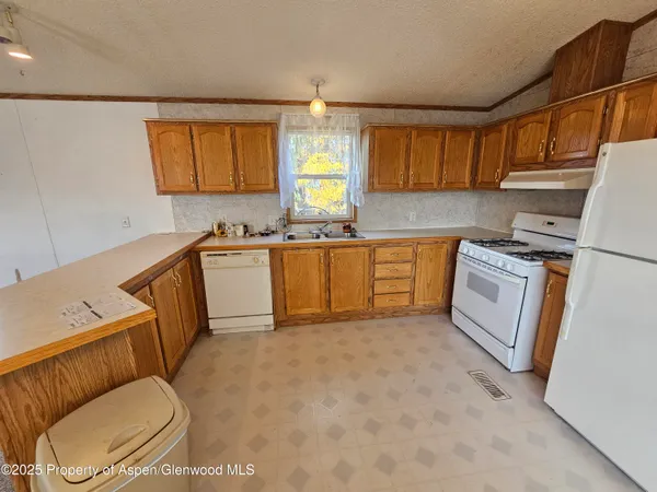 $137,000 | 200 West 20th Street, Unit A24, Rifle, CO 81650